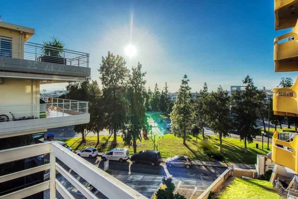 Spacious Apartment In Glyfada Close To The Sea Athen Exterior foto