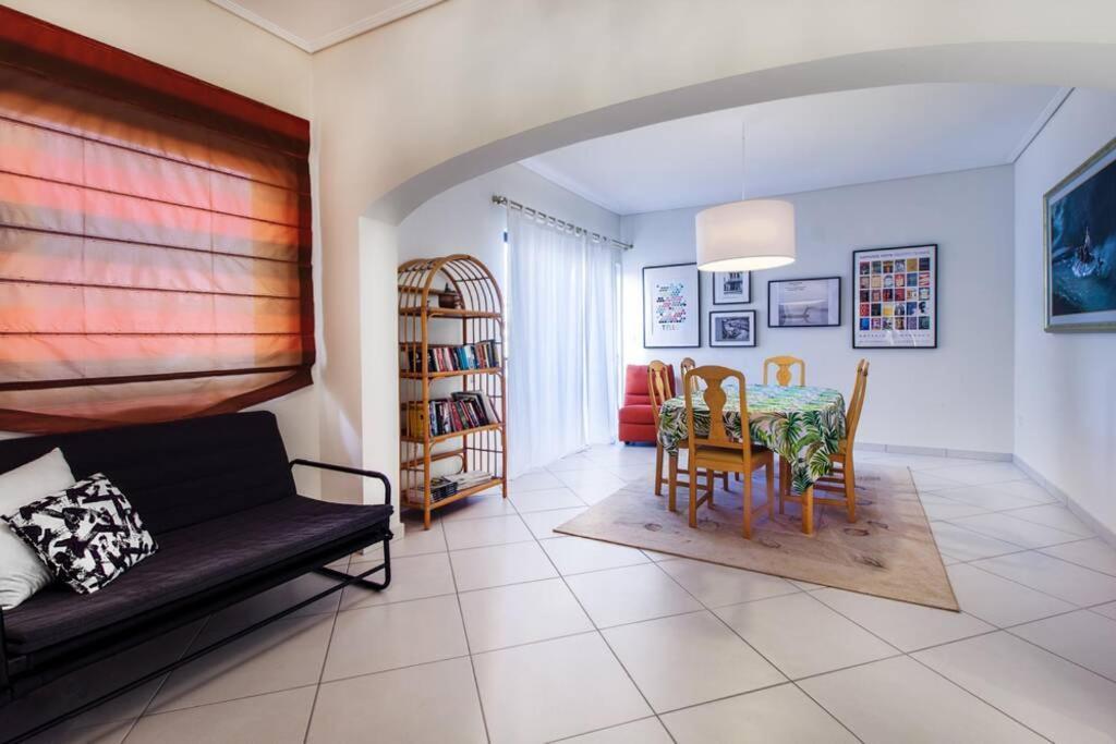 Spacious Apartment In Glyfada Close To The Sea Athen Exterior foto