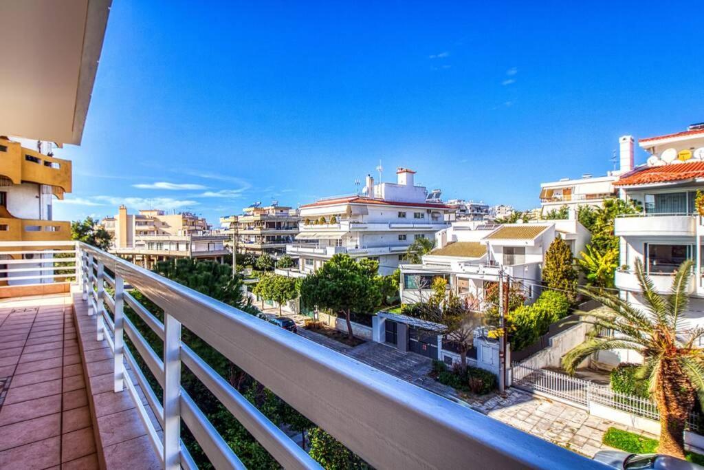 Spacious Apartment In Glyfada Close To The Sea Athen Exterior foto